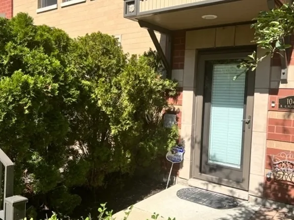 1043 N Kingsbury St, Chicago, IL 60610