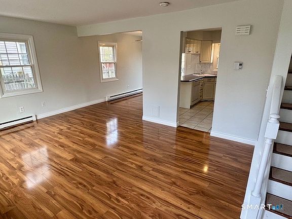 4th image of 15 Juniper Rd