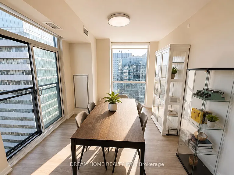 99 John St #4302 — Photo 4