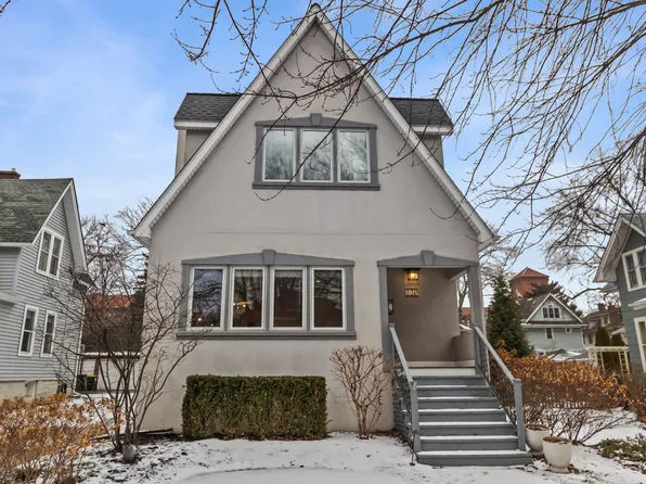 120 S Stone Ave, La Grange, IL 60525