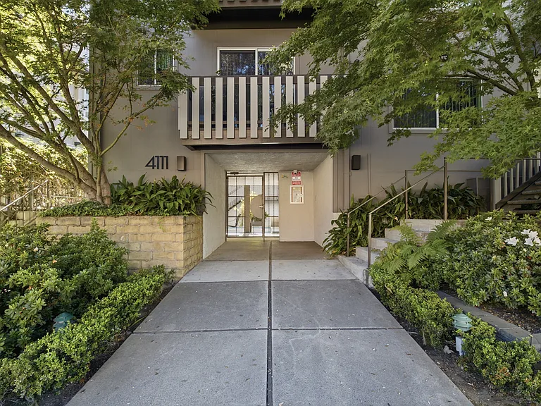 4111 Tujunga Ave #24 — Photo 18