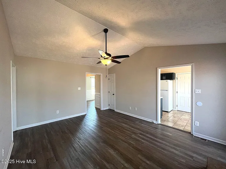 3544 Lubbock Dr — Photo 7