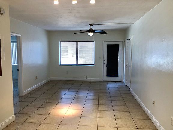 3rd image of 2072 NE 169th St