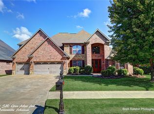 1102 SW Glen Arbor Dr, Bentonville, AR 72712