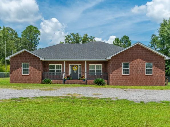 3407 Helms Farm Rd, Laurel Hill, FL 32567