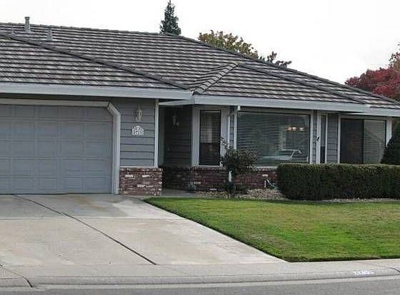 1st image of 2711 Tamarack Dr