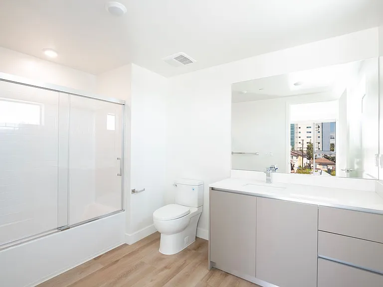 1126 Cornwell Street — Photo 18