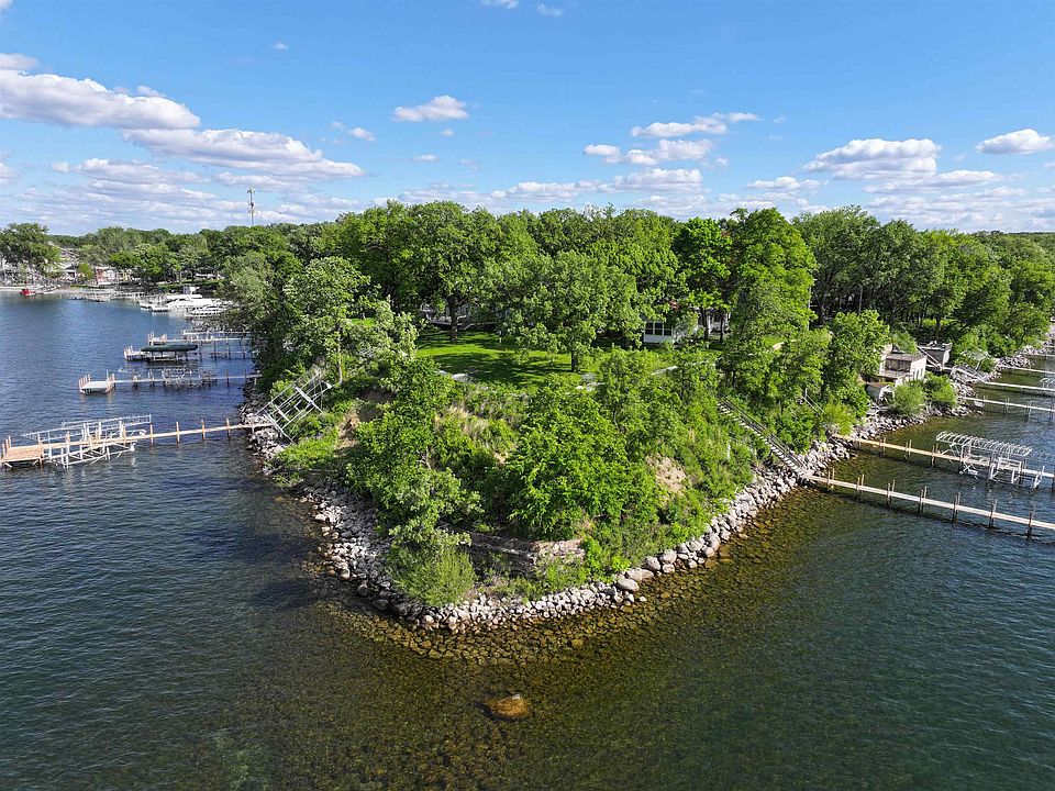 1st image of 162 Pillsbury Point