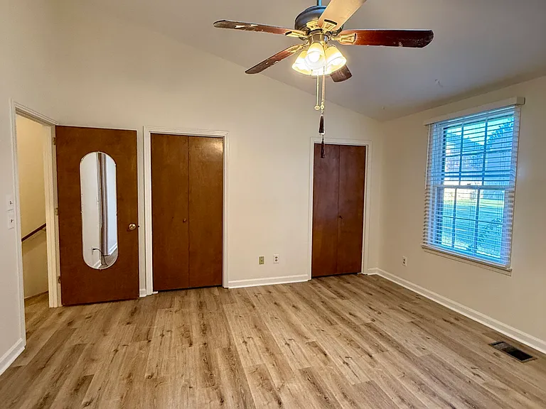 119 Lakebrink Dr — Photo 18
