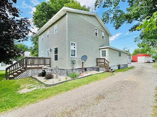 1st image of 152 N Main St