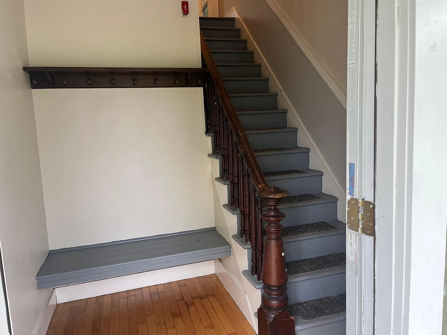 2 bed, $1,350 — Photo 2