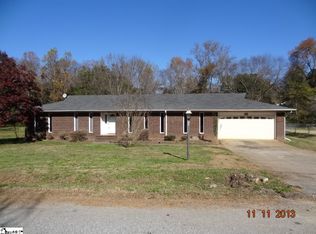 111 Andover Rd, Greenville, SC 29615