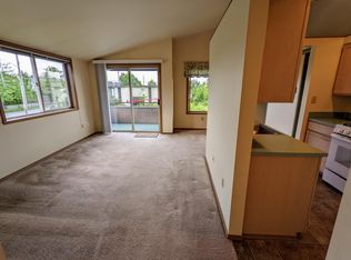 2760 NW 85th St #304, Seattle, WA 98117