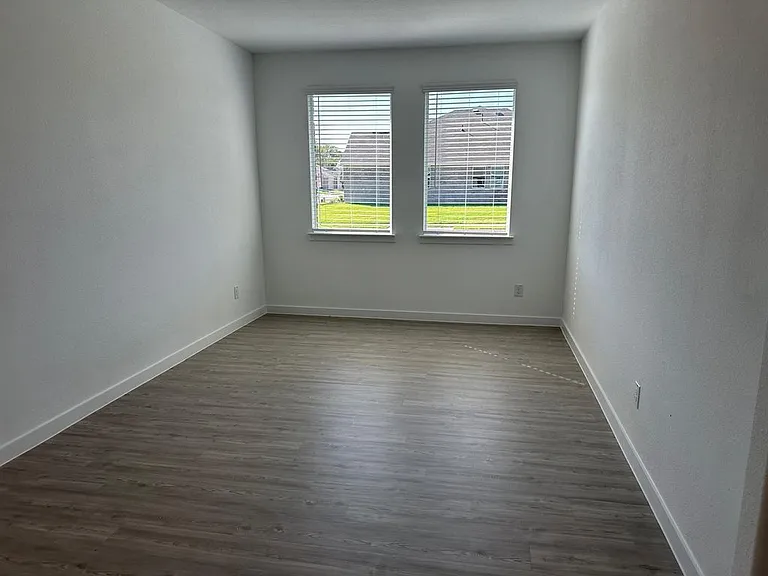 1842 White Ash Way — Photo 15