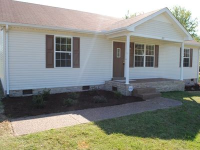 372 Freeland Rd, Portland, TN, 37148
