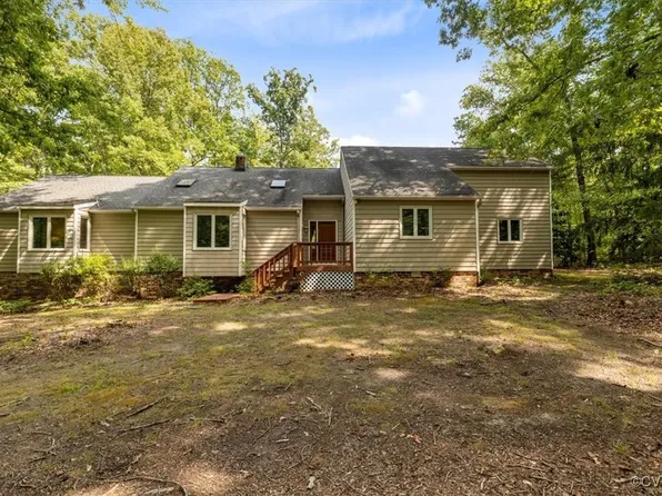 1840 Farringdon Rd, Midlothian, VA 23113