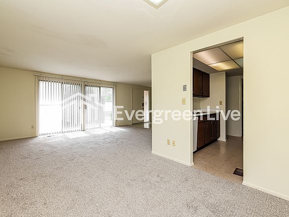 4th image of 5664 Troy Villa Blvd