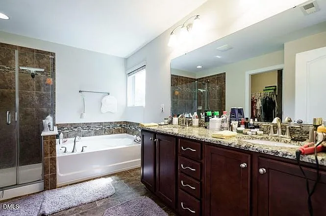 1011 Poplar St — Photo 20