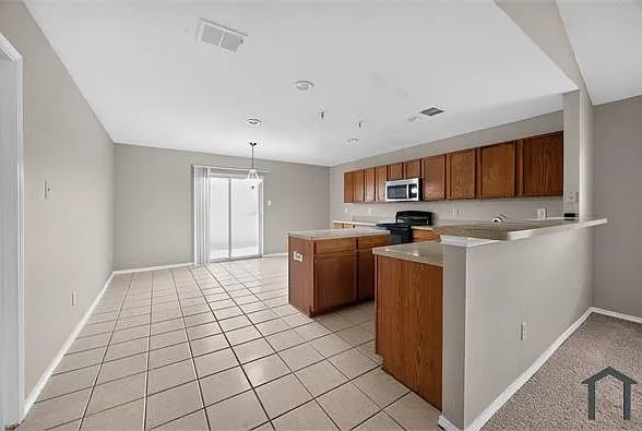 1432 Oak Hollow Ln — Photo 17