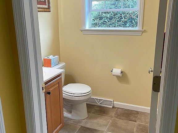 first floor powder room