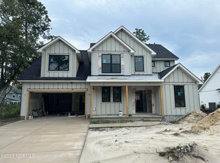 183 Hampton Ct, Hampstead, NC 28443