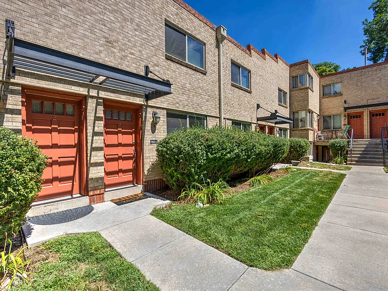 1330 Josephine St — Photo 13
