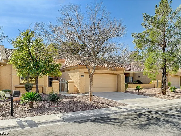 8805 Litchfield Ave — Photo 2