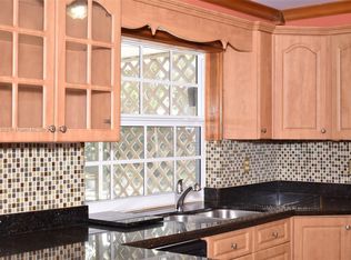 6400 SW 6th St, Margate, FL 33068