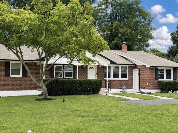 2418 Church Rd, Cinnaminson, NJ 08077