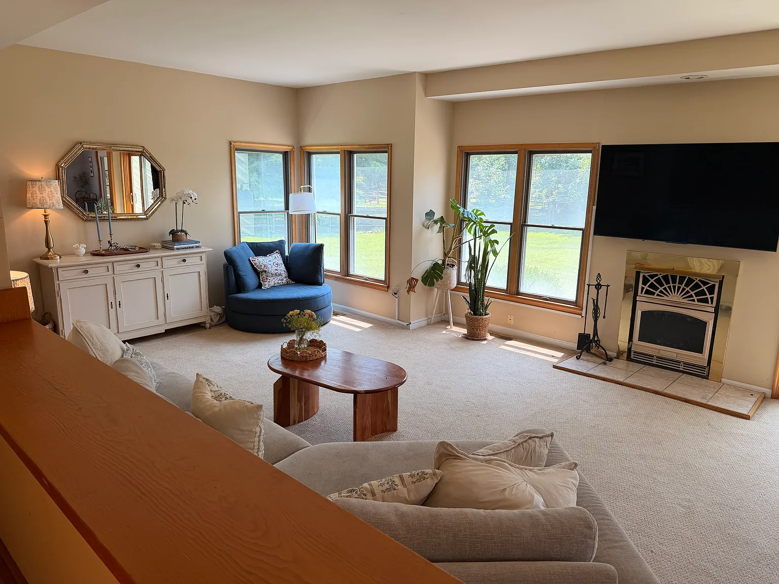 3 bed, 2455 sqft, $3,500 — Photo 3