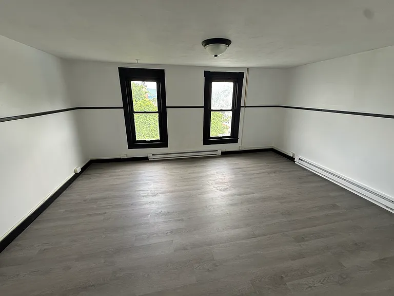 125 Walnut St #2 — Photo 5