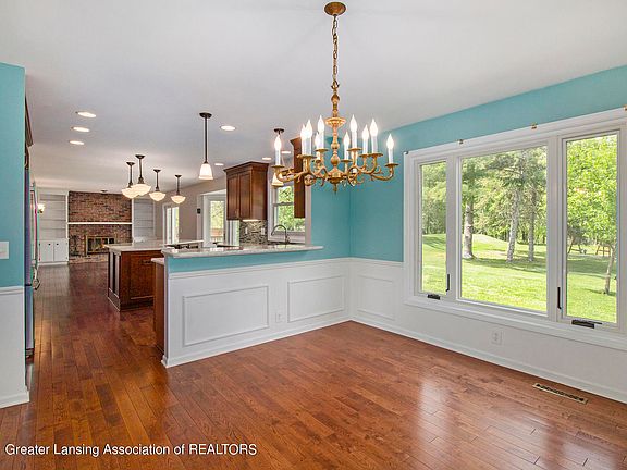 5th image of 5220 Delta River Dr
