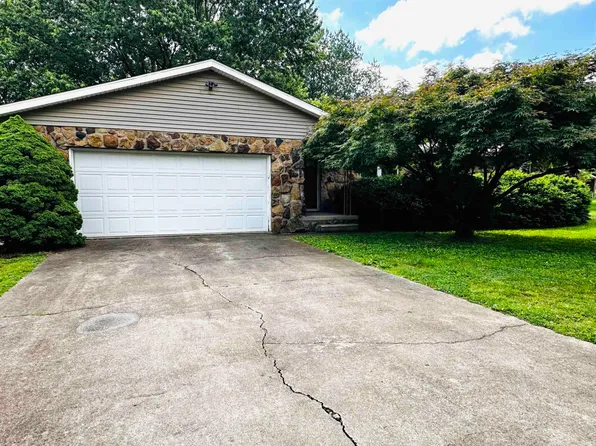 12 Cindy Kay Dr, Washington, IN 47501