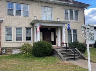 708 2nd St, Saint Marys, WV