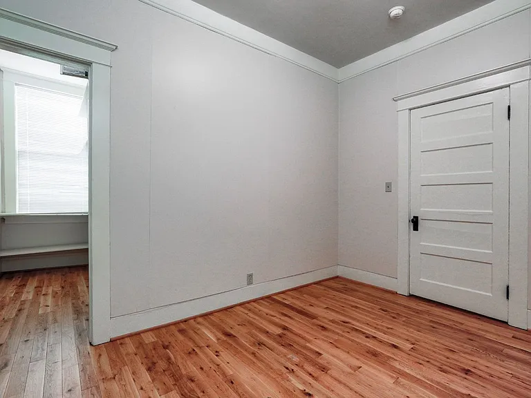 819 NW 23rd Ave — Photo 151