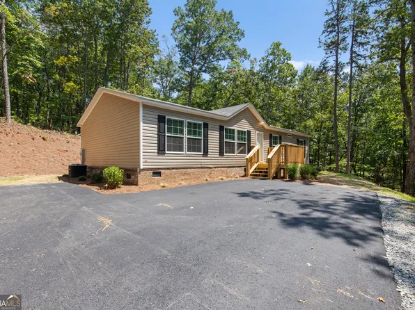 647 Fern Valley Trl, Clarkesville, GA 30523