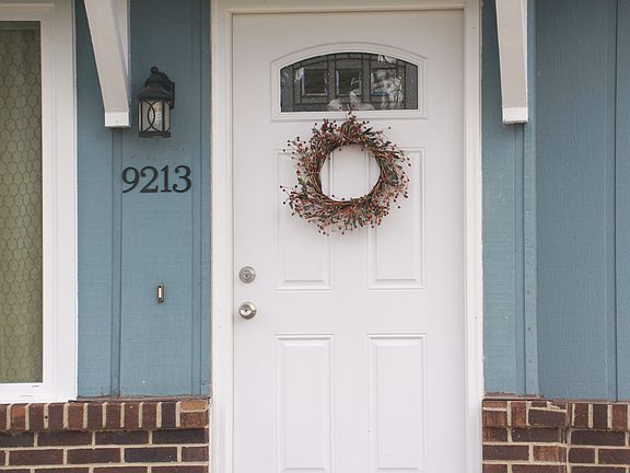 2nd image of 9213 Arlington Dr