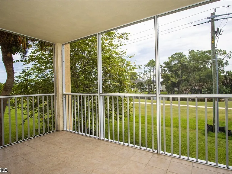 1083 Forest Lakes Dr #206 — Photo 8