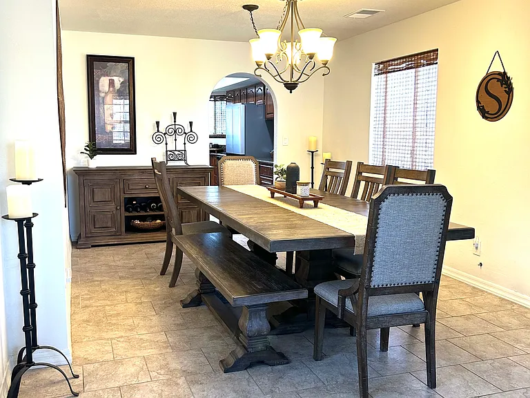 2887 Country Club Plz — Photo 14