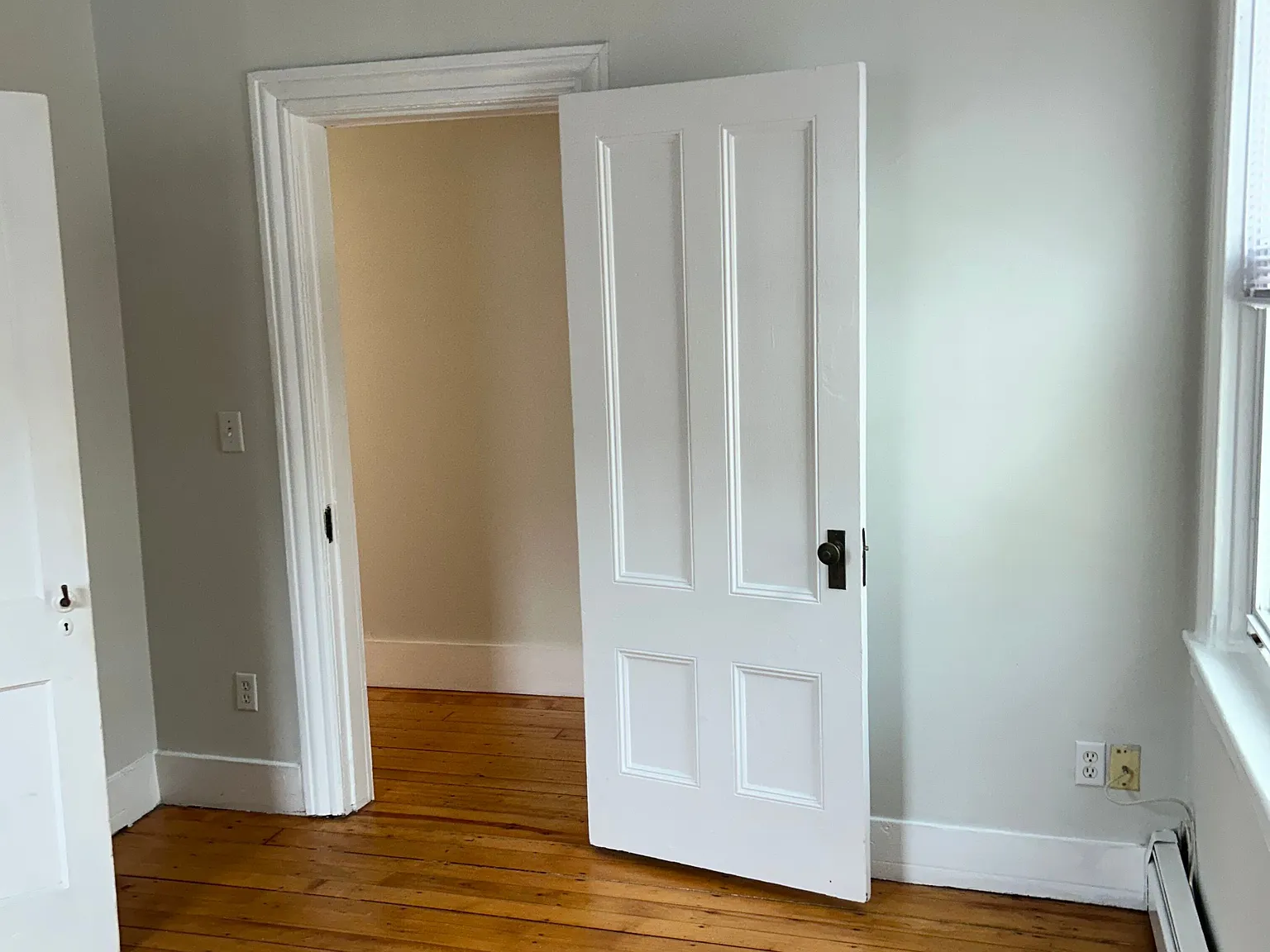 2 bed, 1175 sqft, $1,995 — Photo 2