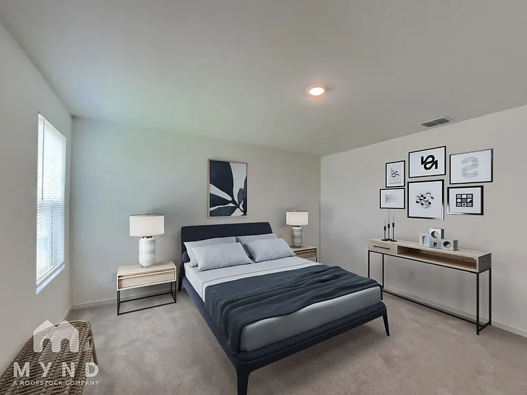 213 Poplar Pl — Photo 3