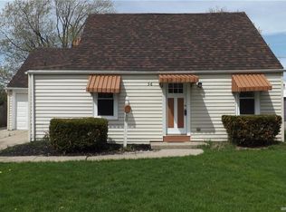 56 Spruce Rd, Amherst, NY 14226