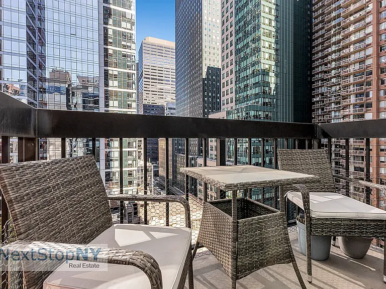 250 E 40th St #14A — Photo 7