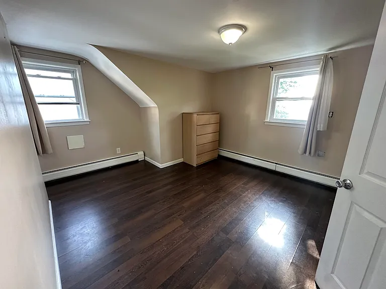 777 Oakwood Ln — Photo 14