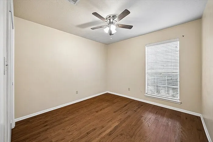 6826 River Mill Dr — Photo 8