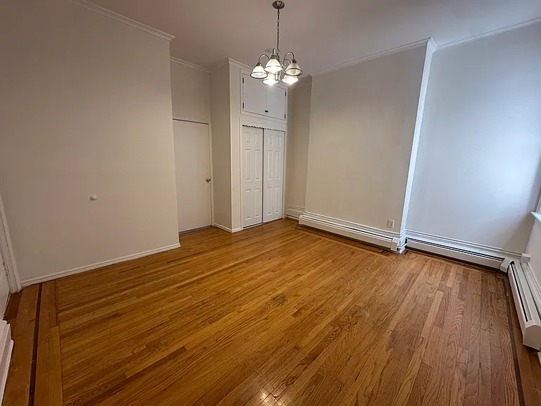 310 Bloomfield St #1 — Photo 6