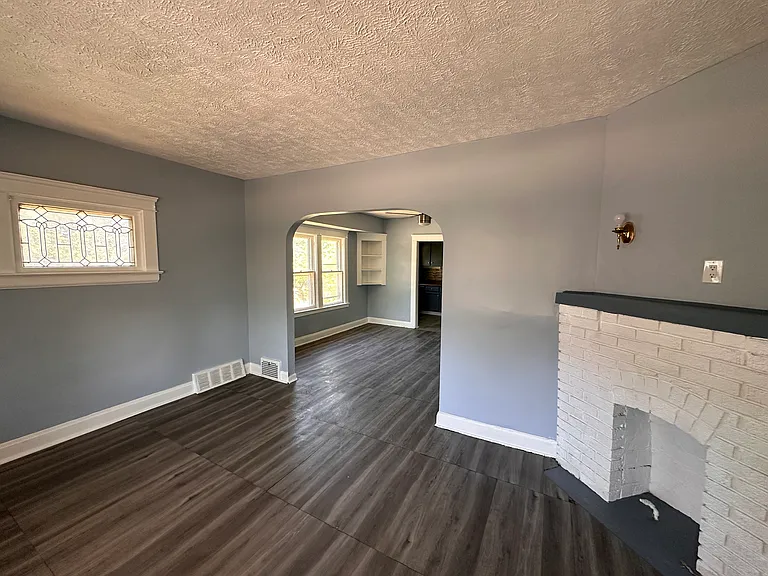 873 Rudyard Rd — Photo 10