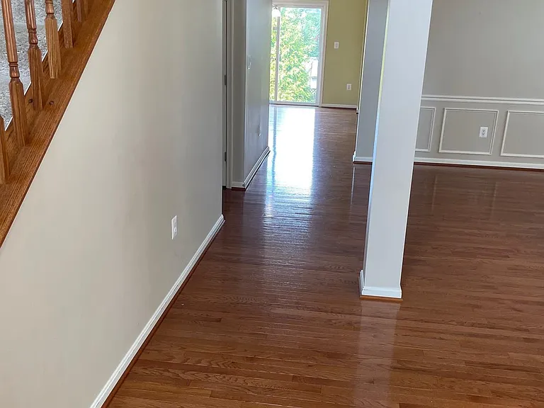 233 Morlyn Dr — Photo 9