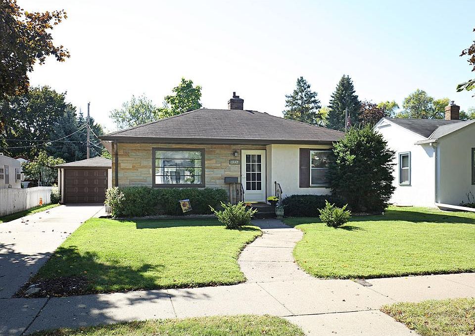 1st image of 1642 Nebraska Ave E