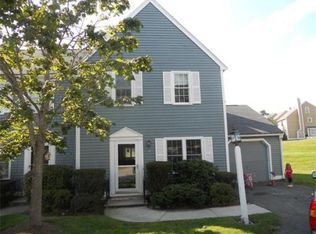 4 Whittier Meadows Dr #6D, Amesbury, MA 01913